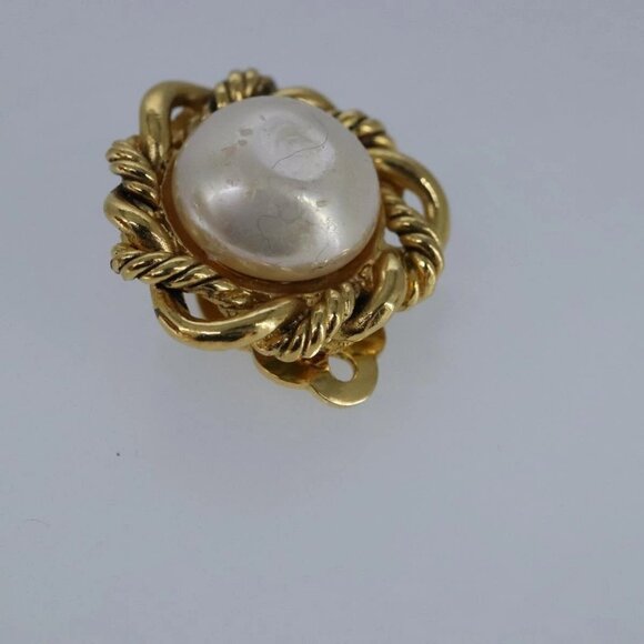 CHANEL Earring metal Gold CC Auth bs20026 - Picture 5 of 15